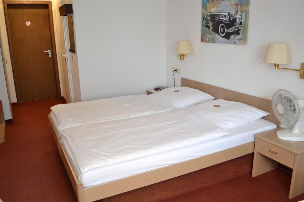 Hotel Hospiz Tübingen Pokoj fotografie