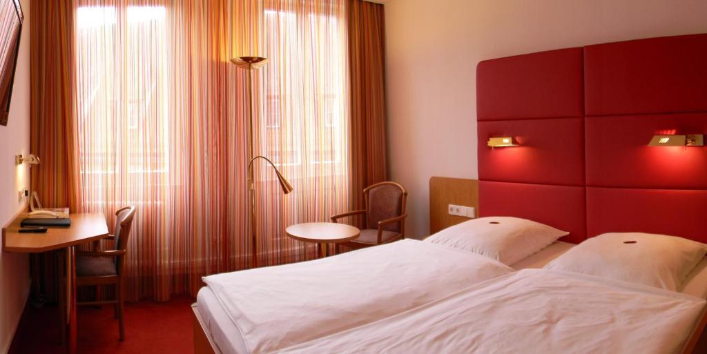 Hotel Hospiz Tübingen Pokoj fotografie